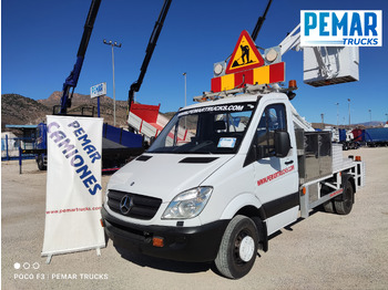 Vazdušna platforma montirana na kamion MERCEDES-BENZ