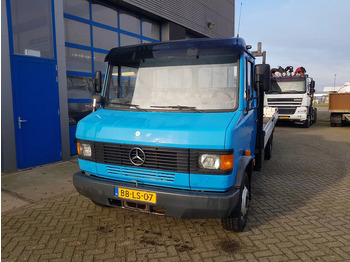 Kamion sa tovarnim sandukom Mercedes-Benz 611 D Open laadbak Manual: slika 2