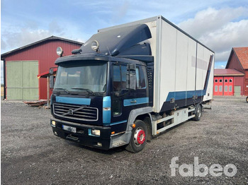 Kamion sa zatvorenim sandukom VOLVO FL6