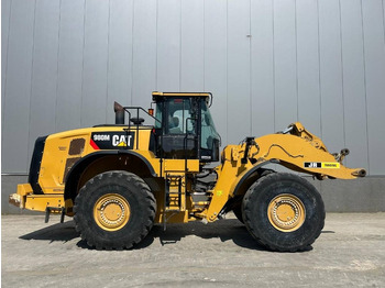 Utovarivač točkaš CATERPILLAR 980M