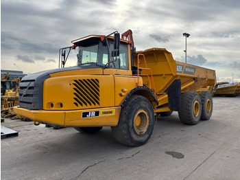 Zglobni kiper VOLVO A25E