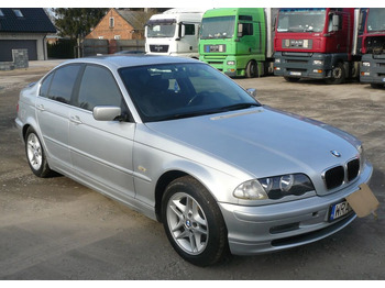 Limuzina BMW Seria 3 320i: slika 2