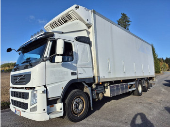 Kamion sa zatvorenim sandukom VOLVO FM