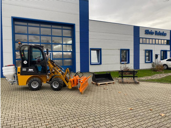 Zglobni utovarivač Radlader/Hoflader BK906 mit Kabine inkl. Winter-Komplettpaket *INKL.19% MWST.*BERGER KRAUS*PERKINS*EURO*SOFORT!*: slika 2 Zglobni utovarivač Radlader/Hoflader BK906 mit Kabine inkl. Winter-Komplettpaket *INKL.19% MWST.*BERGER KRAUS*PERKINS*EURO*SOFORT!*: slika 2