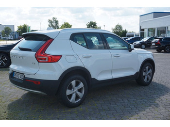 SUV Volvo XC 40 T3 Momentum Pro 2WD: slika 3