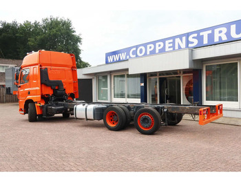 Kamion sa golom šasijom i zatvorenom kabinom DAF CF 450 Chassis Cabine Slaap Cabine 2x Bed: slika 3