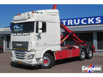 Kamion sa hidrauličnom kukom DAF XF 510