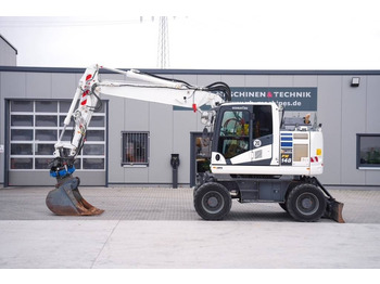 Bager točkaš KOMATSU PW148-11