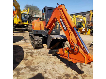 Bager guseničar DOOSAN DH60