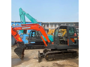 Bager guseničar DOOSAN DX60