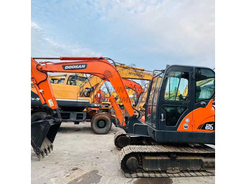 Bager guseničar DOOSAN DX225