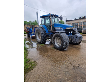 Traktor FORD