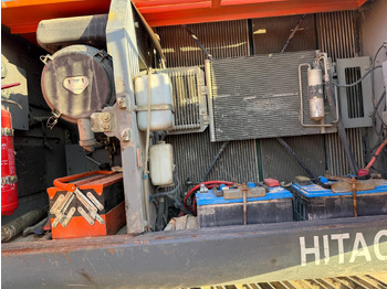 Bager guseničar HITACHI ZX250LC-3: slika 5 Bager guseničar HITACHI ZX250LC-3: slika 5