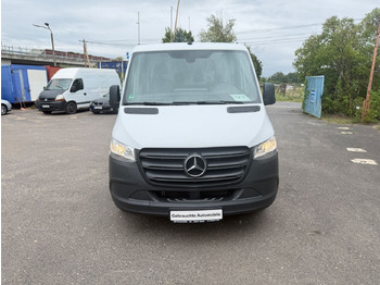 Dostavno vozilo s ravnom platformom MERCEDES-BENZ Sprinter