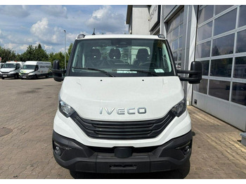 Novu Kamion sa golom šasijom i zatvorenom kabinom Iveco Daily CNG: slika 2 Novu Kamion sa golom šasijom i zatvorenom kabinom Iveco Daily CNG: slika 2