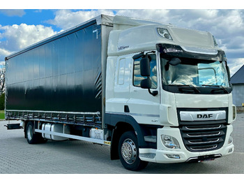Kamion sa ceradom DAF CF 320