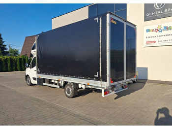 Dostavno vozilo sa ceradom RENAULT Master