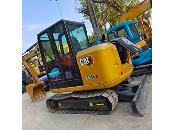 Mini bager CATERPILLAR 305.5E