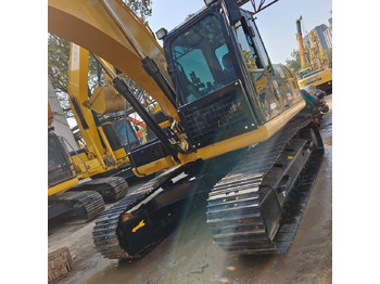 Bager guseničar CAT 320 D2: slika 5