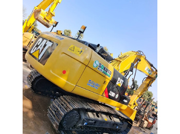 Bager guseničar CAT 320 D2: slika 2