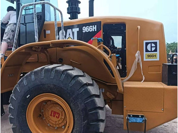 Utovarivač točkaš CAT 966 H: slika 4