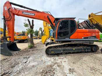 Bager guseničar DOOSAN DX300LC