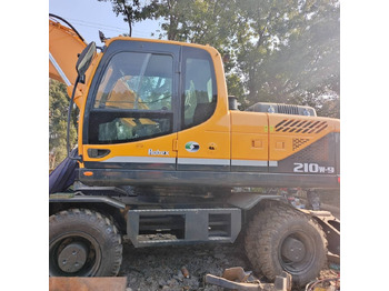 Bager guseničar HYUNDAI