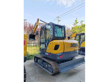 Bager guseničar XCMG XE60