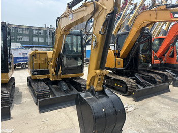 Mini bager Caterpillar 305.5E: slika 2