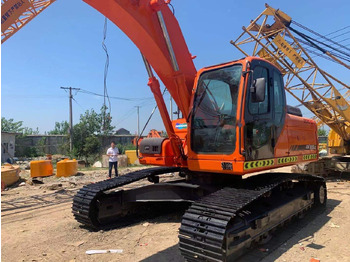 Bager guseničar DOOSAN DX300