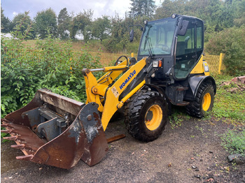 Utovarivač točkaš KOMATSU WA80