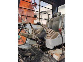 Bager guseničar HITACHI EX120-2: slika 5