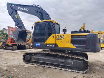 Lizing VOLVO EC240 VOLVO EC240: slika 1