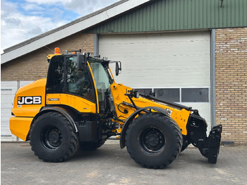 Teleskopski utovarivač na točkovima JCB TM320