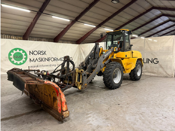 Utovarivač točkaš VOLVO L40B