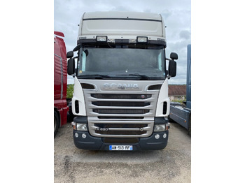 Tegljač SCANIA R 620