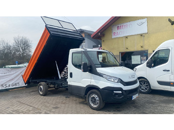 Dostavno vozilo kiper IVECO Daily