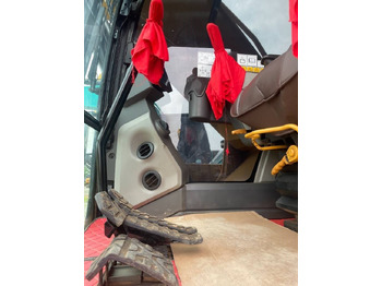 Bager guseničar CAT 330GC: slika 2