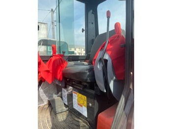 Mini bager Kubota U35: slika 5