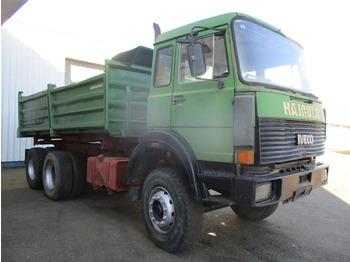 Istovarivač Iveco Magirus Deutz , 320 M 26 FK , V8 , ZF Manual , 3Way tipper , Spring suspension , Drum brakes: slika 4