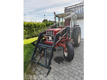 Traktor INTERNATIONAL