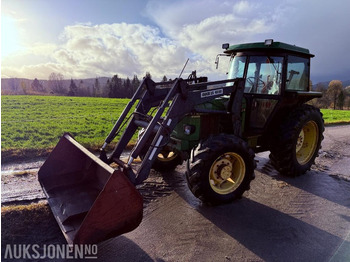 Traktor JOHN DEERE 2040