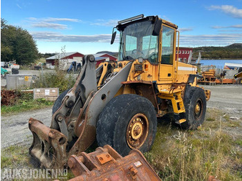 Utovarivač točkaš VOLVO L90D