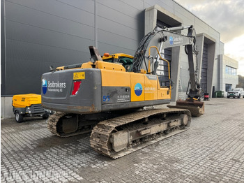 Bager VOLVO EC220DL