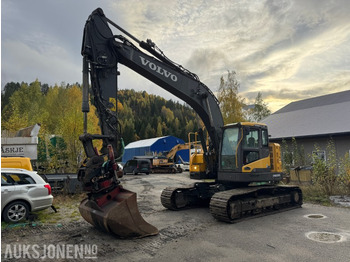 Bager VOLVO ECR235DL