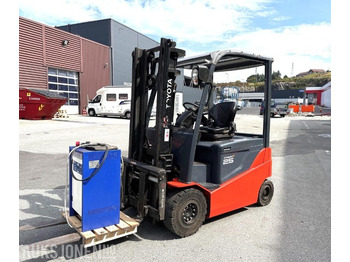 Oprema za rukovanje materijalima TOYOTA