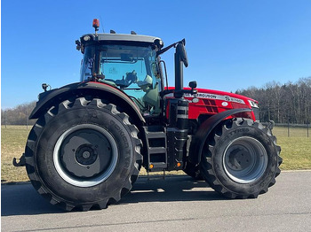 Novu Traktor Massey Ferguson MF 8740 S "Exclusive Ausstattung": slika 3 Novu Traktor Massey Ferguson MF 8740 S "Exclusive Ausstattung": slika 3