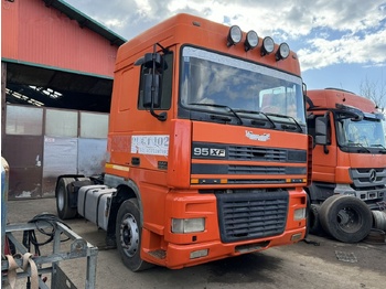 Lizing DAF XF 95 530 Euro 3 EXPORT Retarder DAF XF 95 530 Euro 3 EXPORT Retarder: slika 4