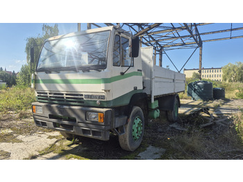Kamion sa tovarnim sandukom STEYR