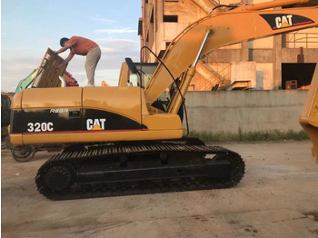 Bager guseničar CATERPILLAR 320C